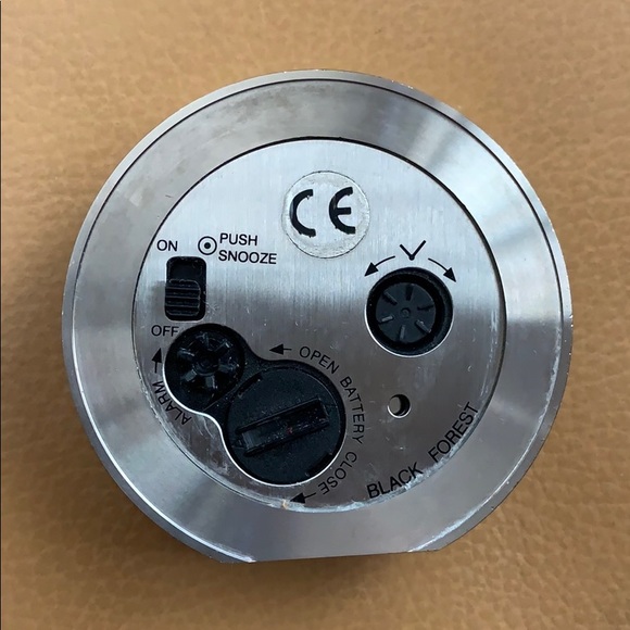 Coach Alarm Clock - Picture 2 of 7